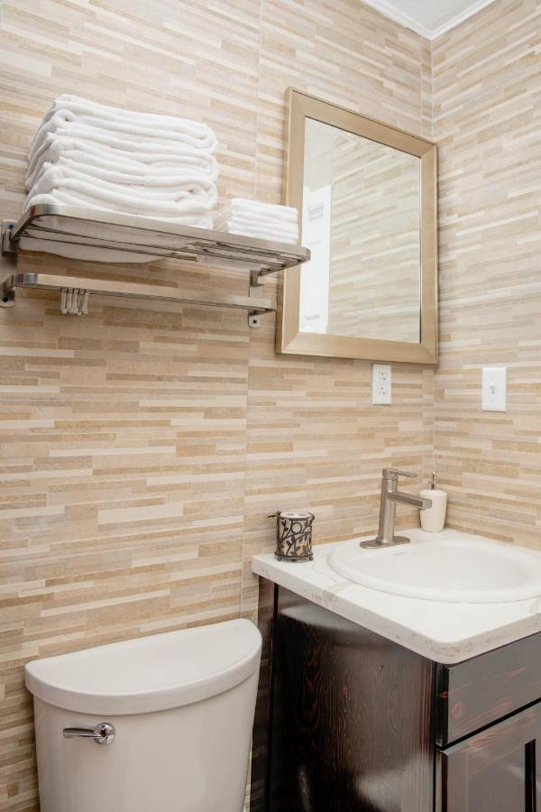 Sheer Bliss Beachview Apt #2 George Town Exteriör bild