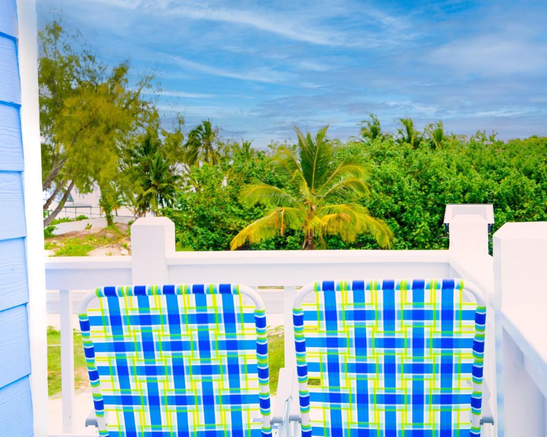 Sheer Bliss Beachview Apt #2 George Town Exteriör bild